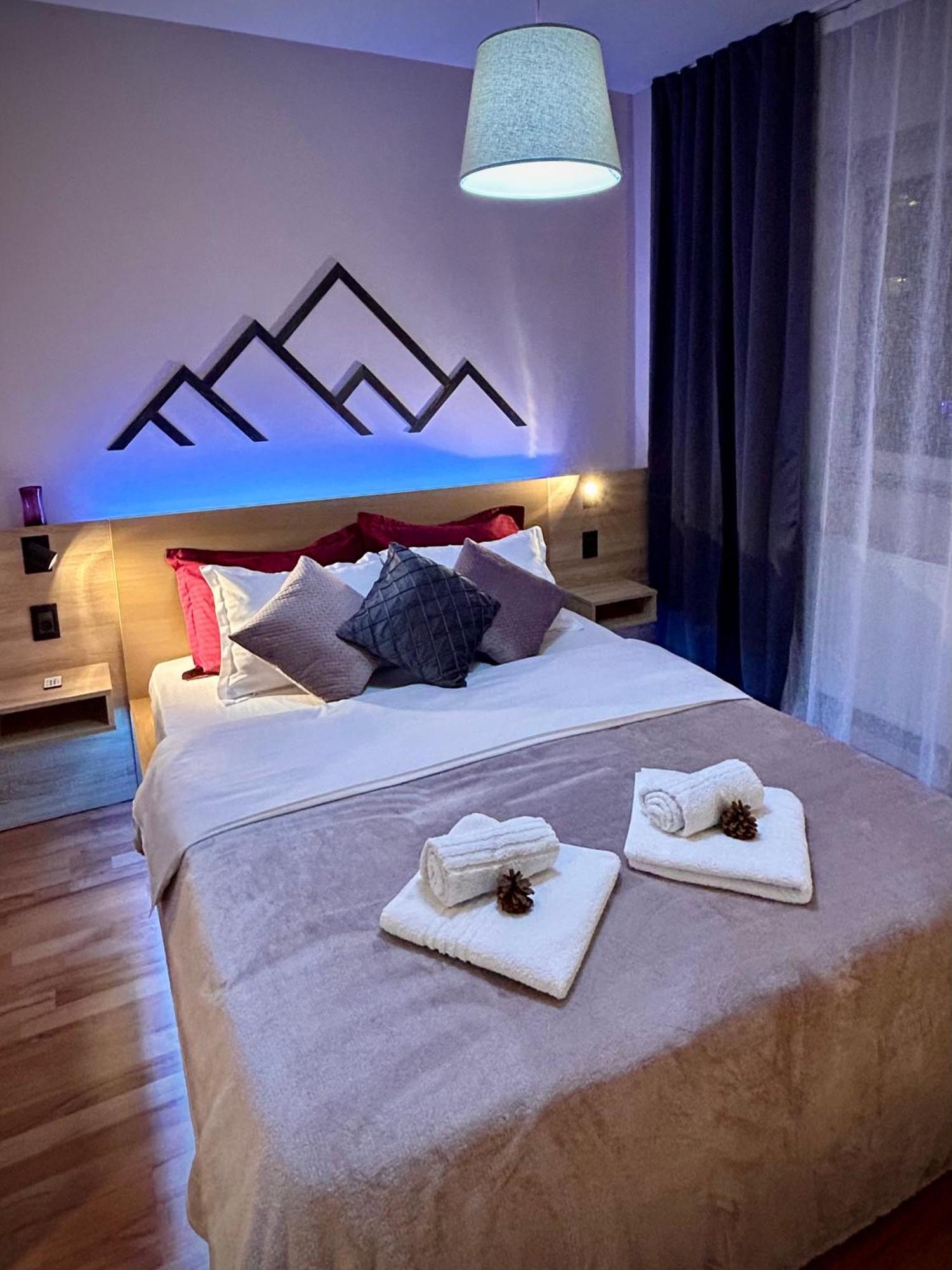 Blue Mountain Residence Brasov Bagian luar foto
