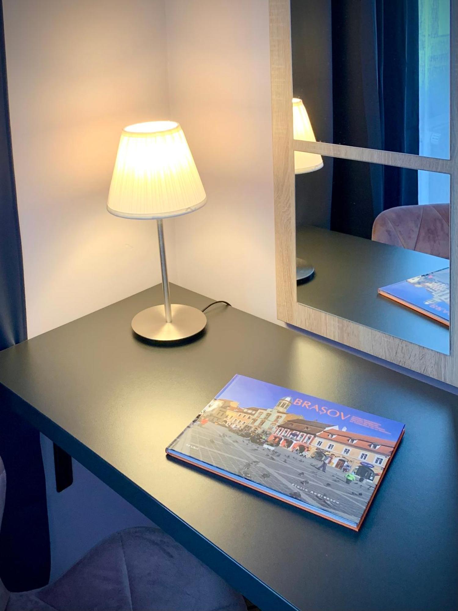 Blue Mountain Residence Brasov Bagian luar foto